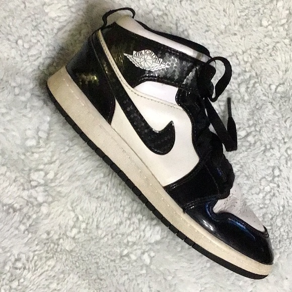 AIR JORDAN KIDS SHOES - Picture 6 of 13